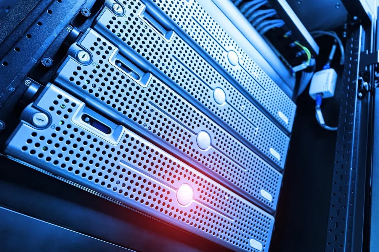 Jaki hosting pod WordPress: uniknij najczęstszych błędów przy wyborze